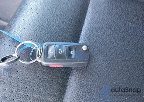 2017 Volkswagen Tiguan 2.0T/2.0T S из США, поврежденный, VIN WVGAV7AX6HK019951